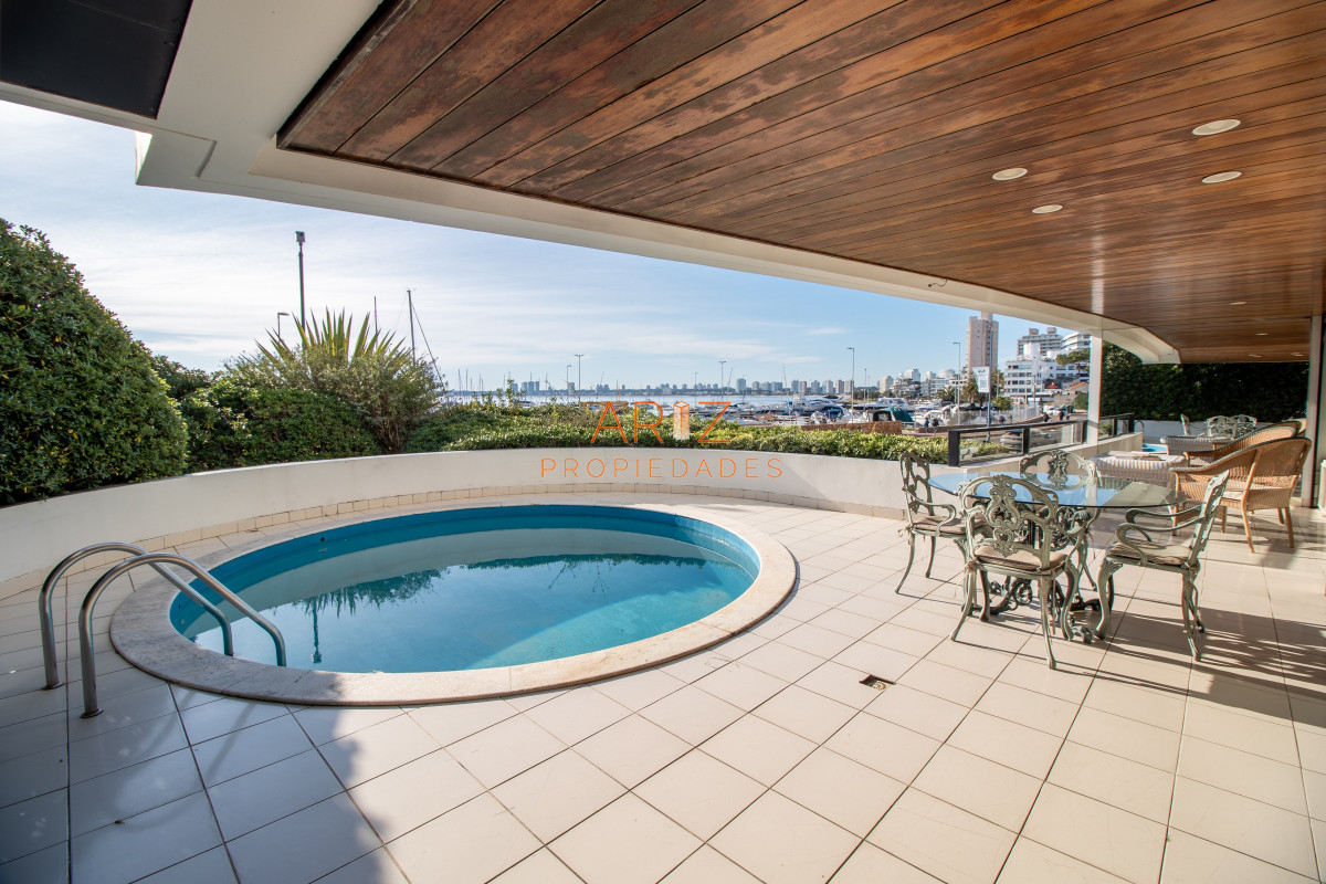 Apartamento ID.309 - VENDO APARTAMENTO 3 DORMITORIOS PUERTO PUNTA DEL ESTE EXCLUSIVO