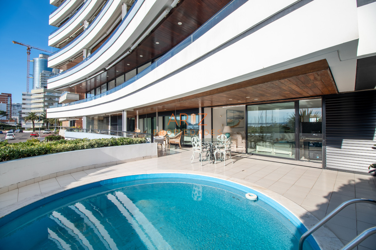 Apartamento ID.309 - VENDO APARTAMENTO 3 DORMITORIOS PUERTO PUNTA DEL ESTE EXCLUSIVO