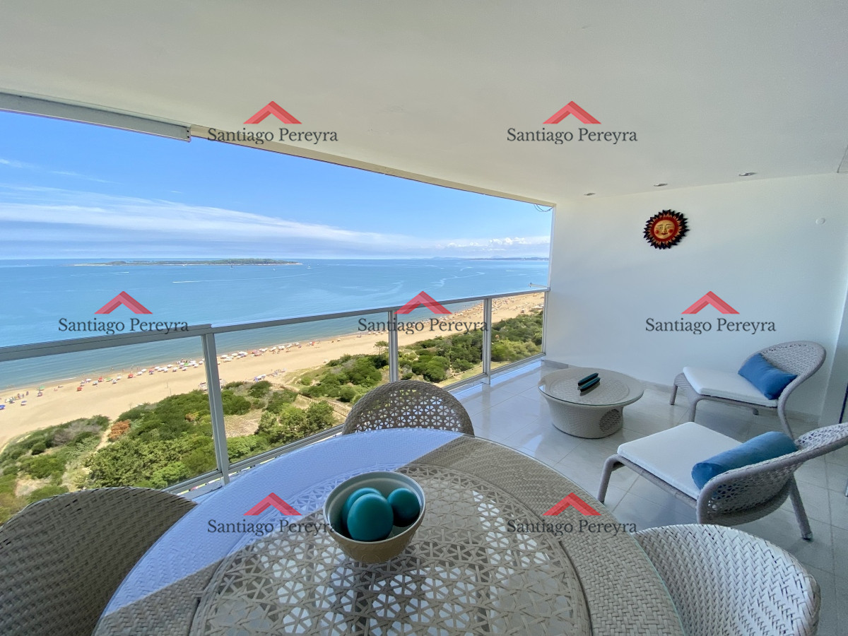 Apartamento ID.8115 - Apartamento en Venta y Alquiler, Mansa, Punta del Este, 4 Dormitorios.