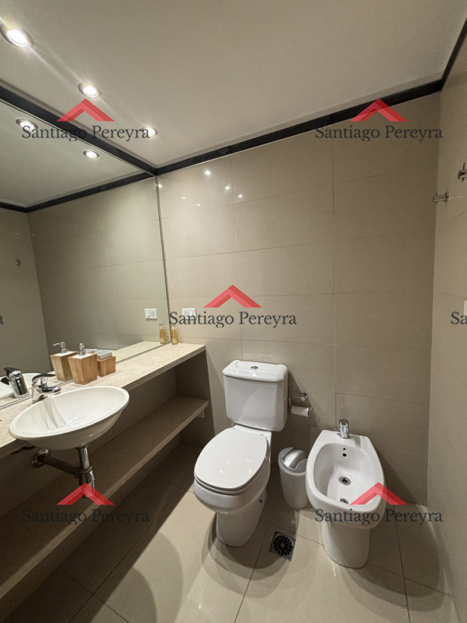 Apartamento ID.7962 - Apartamento en Venta y Alquiler, Brava, Punta del Este, 3 Dormitorios.