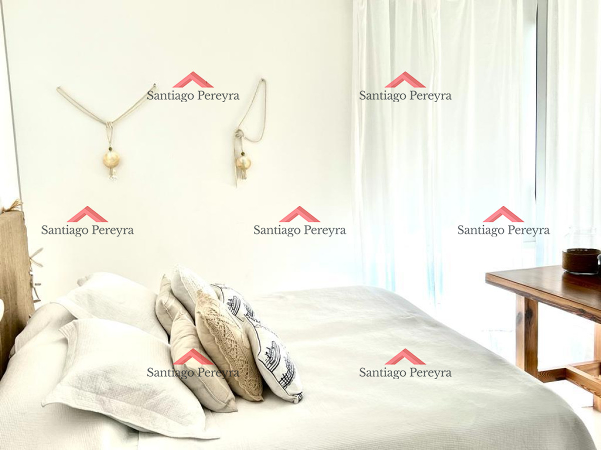 Apartamento ID.7964 - Apartamento en Venta y Alquiler, Brava, Punta del Este, 3 Dormitorios.