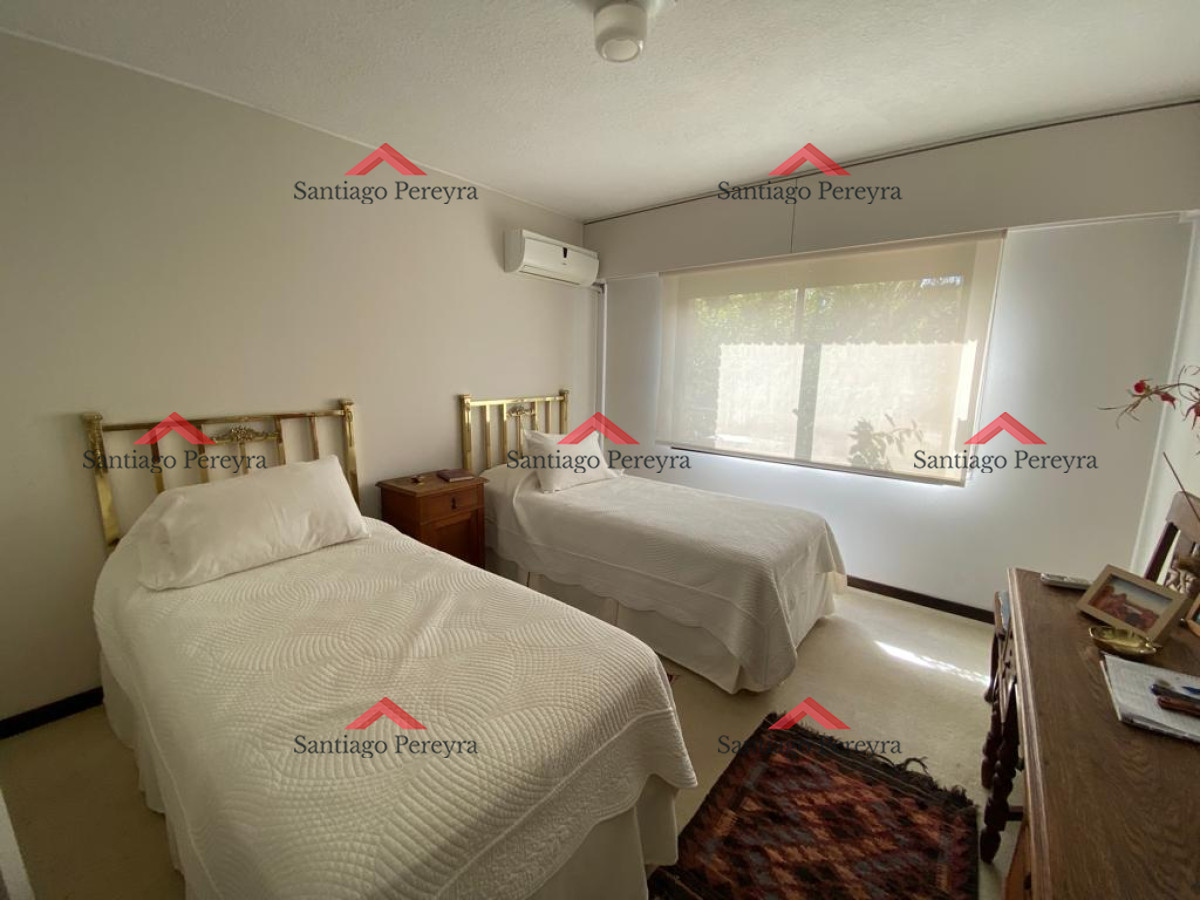 Apartamento ID.7971 - Apartamento en Venta y Alquiler, Brava, Punta del Este, 2 Dormitorios.