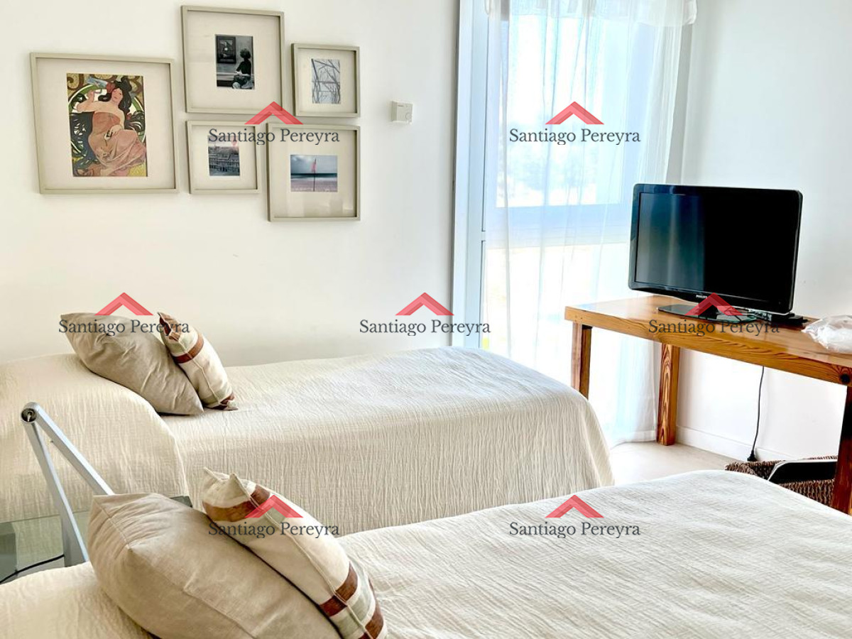 Apartamento ID.7964 - Apartamento en Venta y Alquiler, Brava, Punta del Este, 3 Dormitorios.