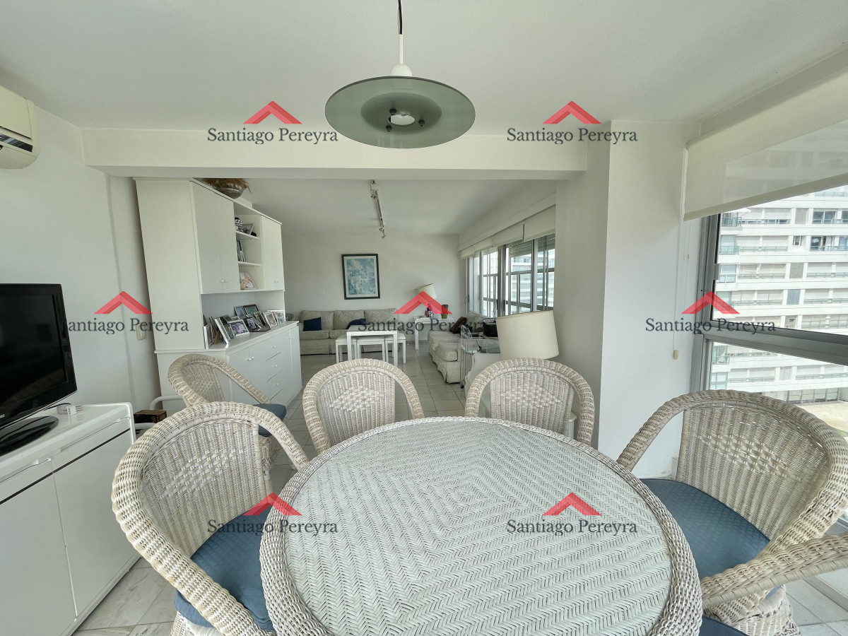 Apartamento ID.13357 - Apartamento en Venta y Alquiler, Mansa, Punta del Este, 3 Dormitorios.