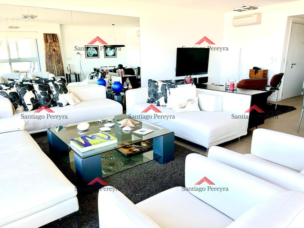 Apartamento ID.7964 - Apartamento en Venta y Alquiler, Brava, Punta del Este, 3 Dormitorios.
