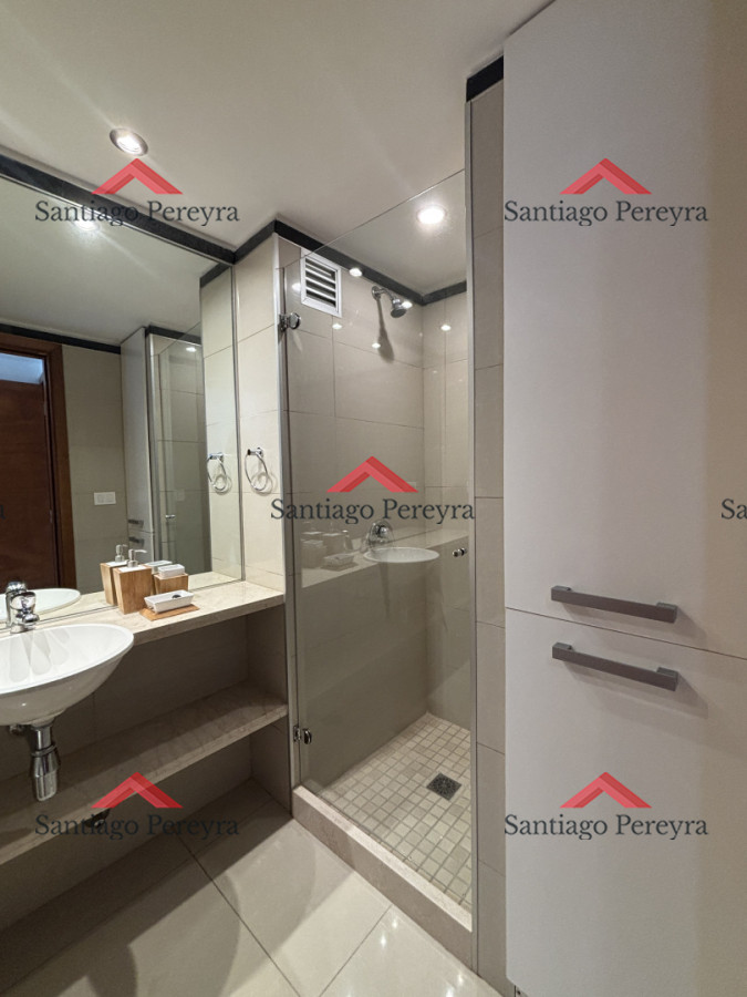 Apartamento ID.7962 - Apartamento en Venta y Alquiler, Brava, Punta del Este, 3 Dormitorios.