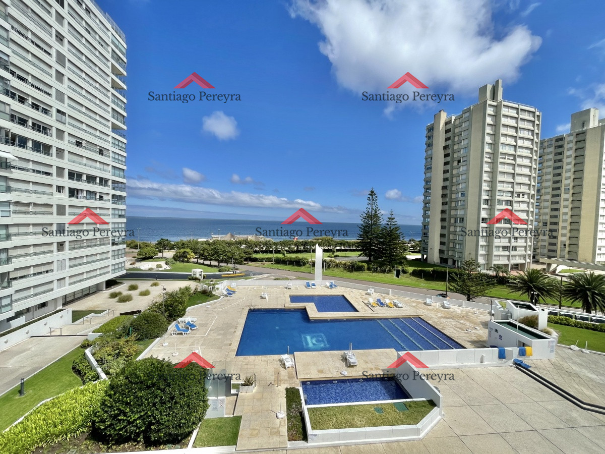 Apartamento ID.13357 - Apartamento en Venta y Alquiler, Mansa, Punta del Este, 3 Dormitorios.