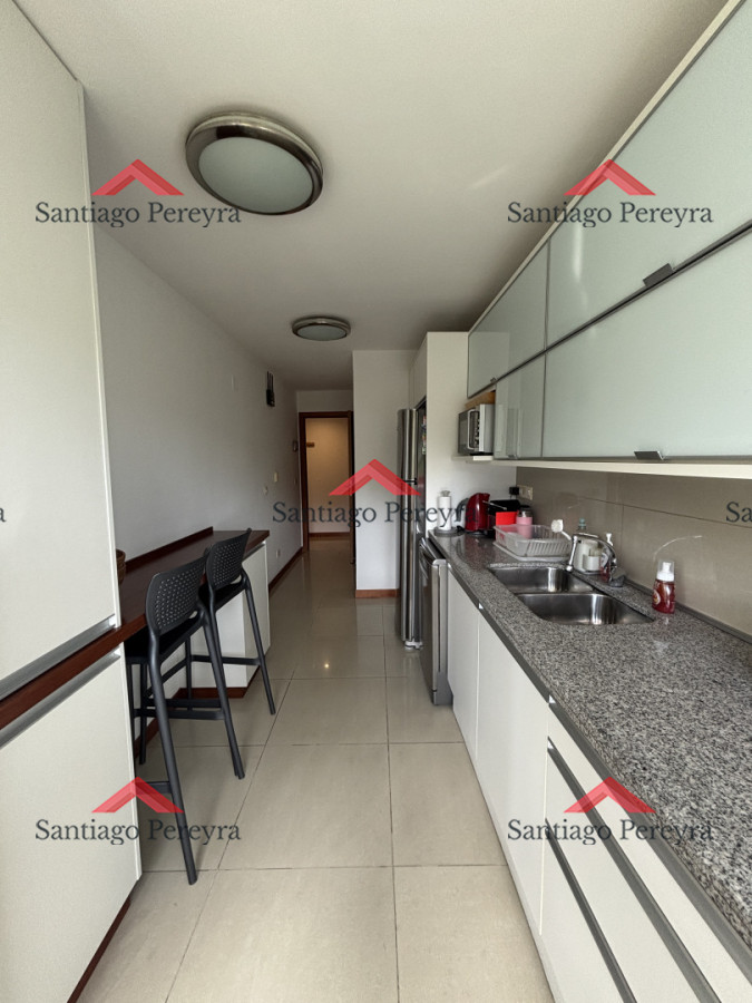 Apartamento ID.7962 - Apartamento en Venta y Alquiler, Brava, Punta del Este, 3 Dormitorios.