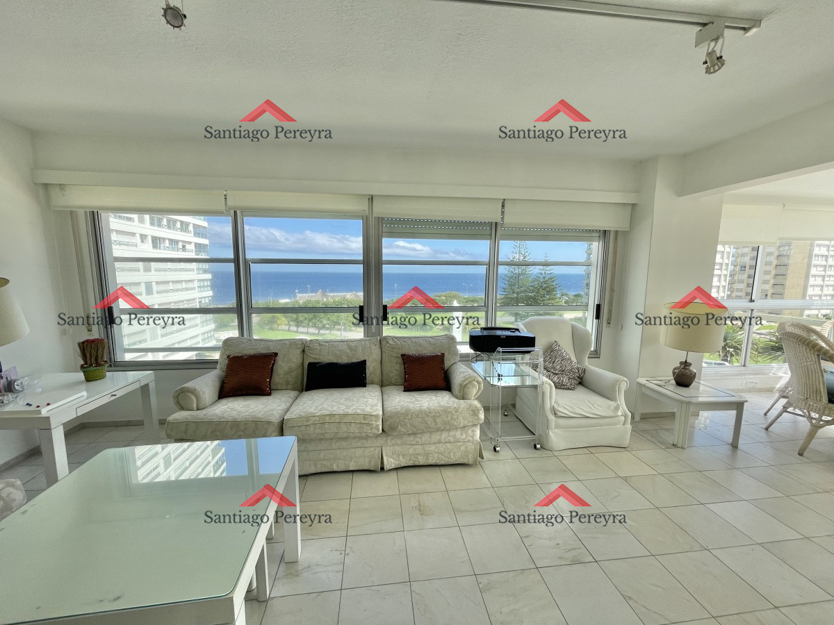 Apartamento ID.13357 - Apartamento en Venta y Alquiler, Mansa, Punta del Este, 3 Dormitorios.