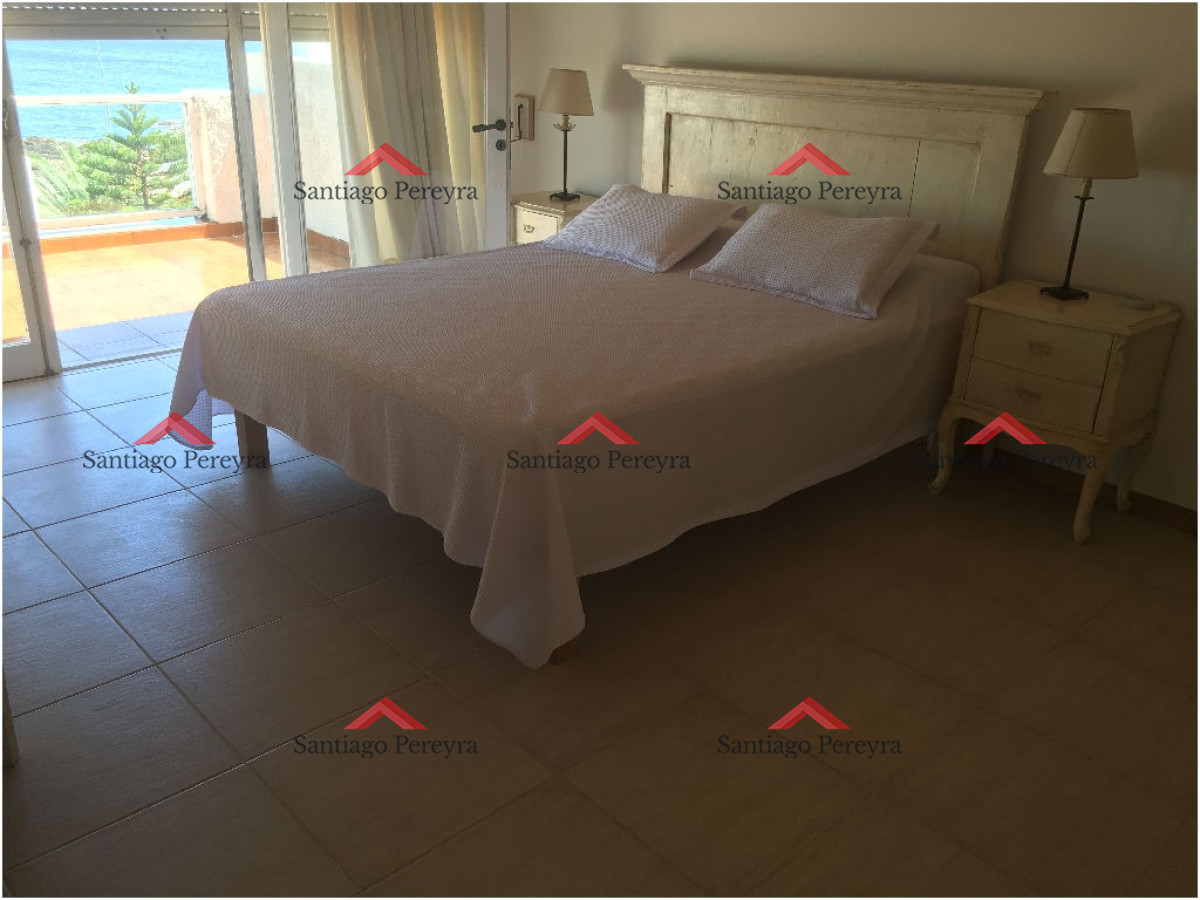 Apartamento ID.13925 - VENTA DE APARTAMENTO DE 4 DORMITORIOS EN ZONA FARO PUNTA DEL ESTE 