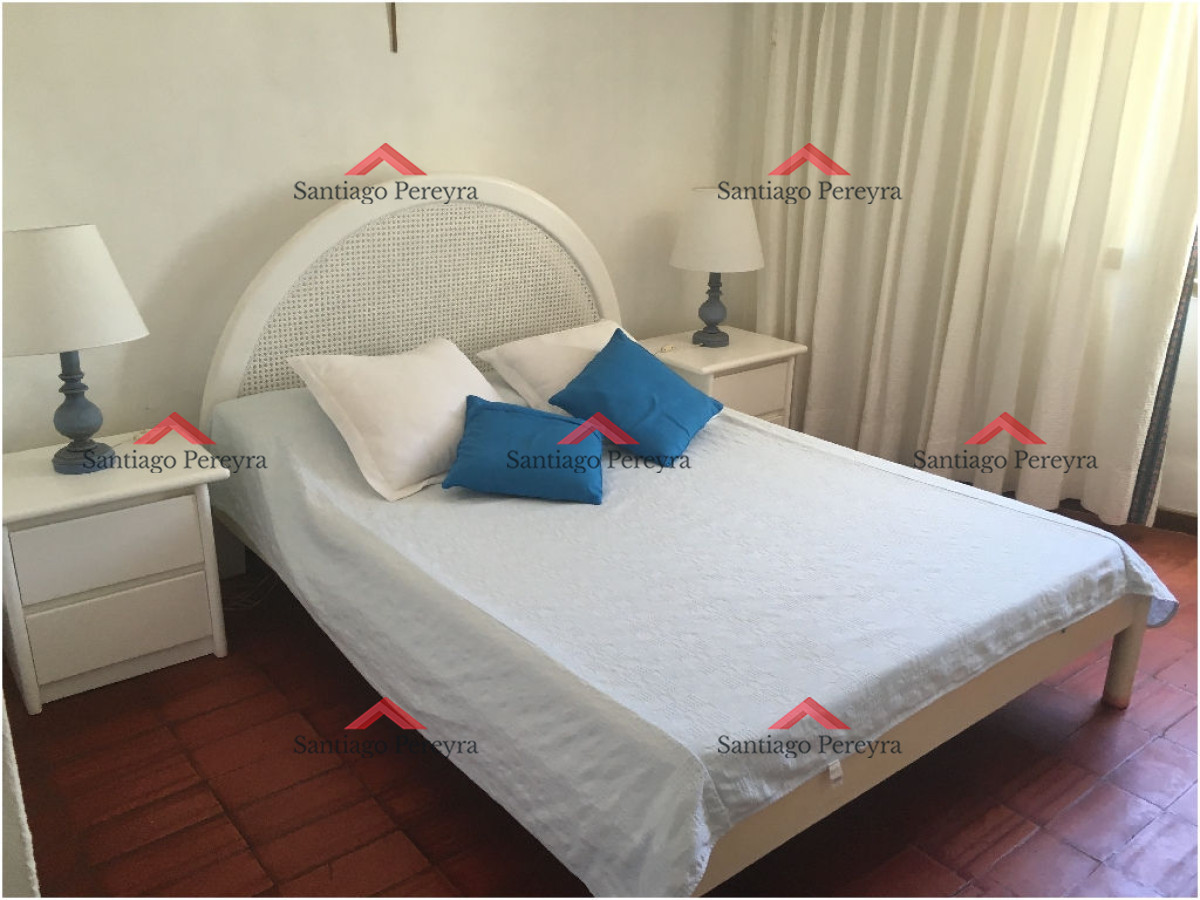 Apartamento ID.13925 - VENTA DE APARTAMENTO DE 4 DORMITORIOS EN ZONA FARO PUNTA DEL ESTE 