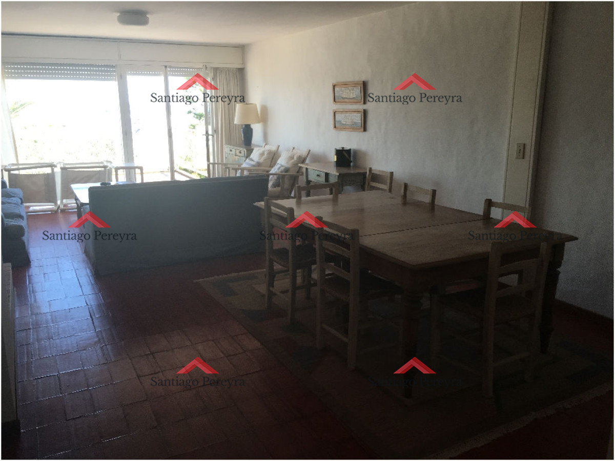 Apartamento ID.13925 - VENTA DE APARTAMENTO DE 4 DORMITORIOS EN ZONA FARO PUNTA DEL ESTE 