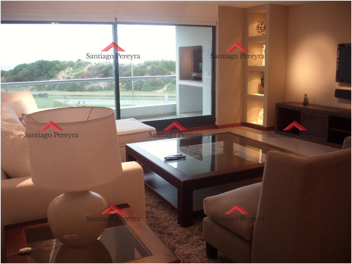 Apartamento ID.7962 - Apartamento en Venta y Alquiler, Brava, Punta del Este, 3 Dormitorios.