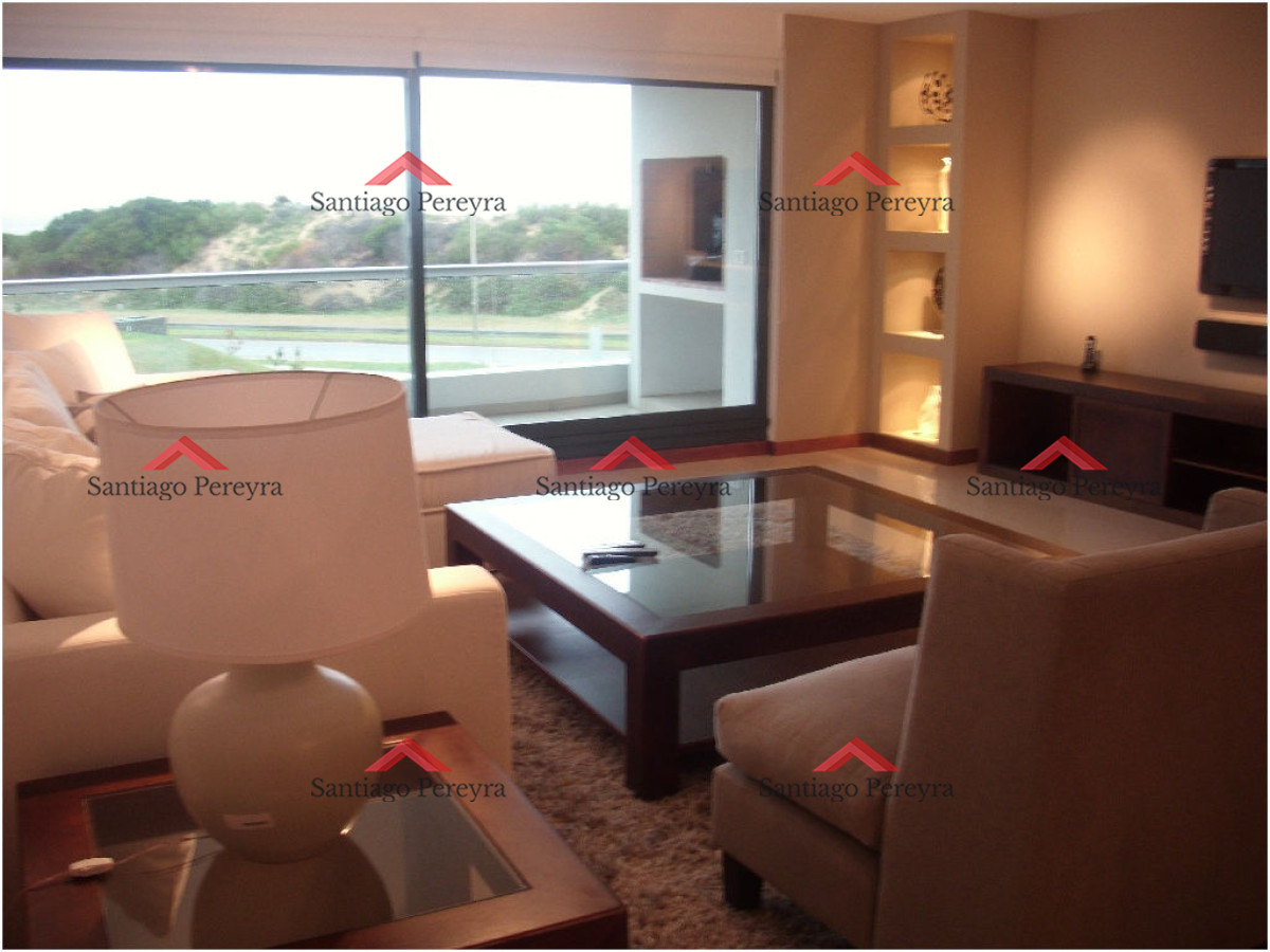 Apartamento ID.7962 - Apartamento en Venta y Alquiler, Brava, Punta del Este, 3 Dormitorios.