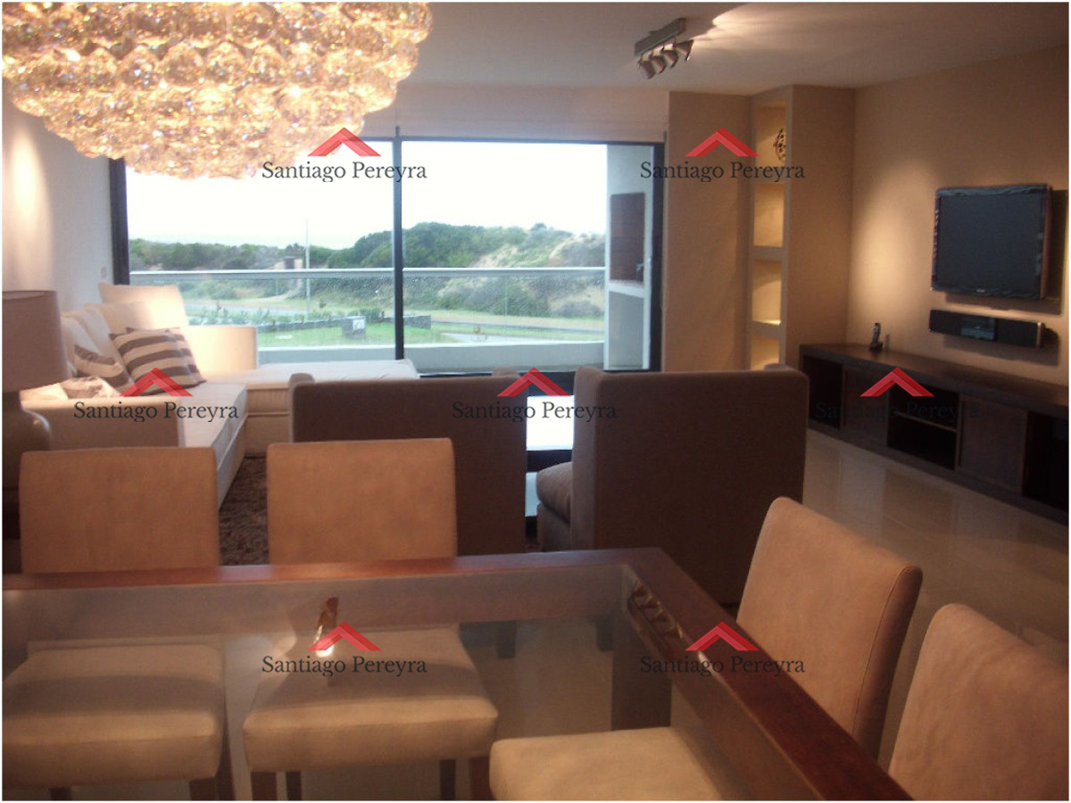 Apartamento ID.7962 - Apartamento en Venta y Alquiler, Brava, Punta del Este, 3 Dormitorios.