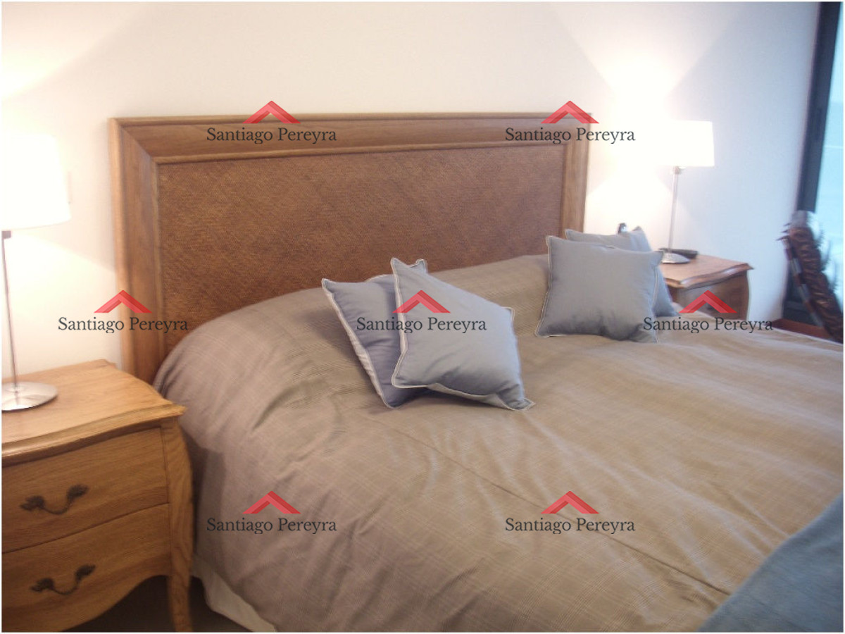 Apartamento ID.7962 - Apartamento en Venta y Alquiler, Brava, Punta del Este, 3 Dormitorios.