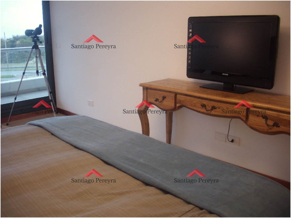 Apartamento ID.7962 - Apartamento en Venta y Alquiler, Brava, Punta del Este, 3 Dormitorios.