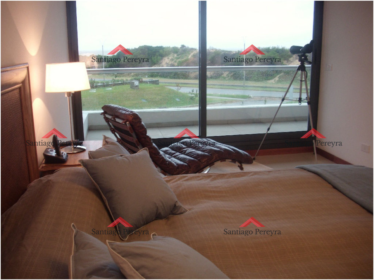 Apartamento ID.7962 - Apartamento en Venta y Alquiler, Brava, Punta del Este, 3 Dormitorios.