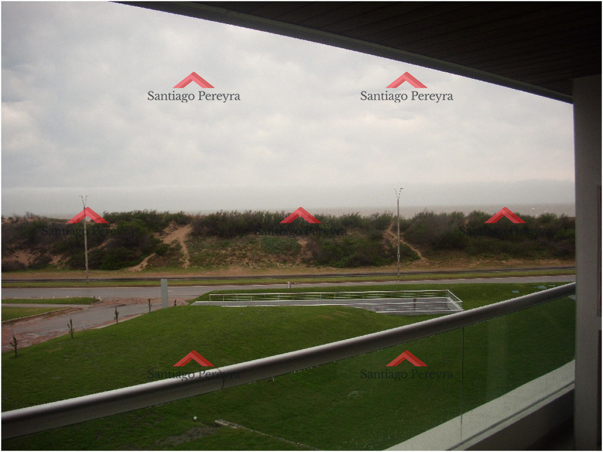 Apartamento ID.7962 - Apartamento en Venta y Alquiler, Brava, Punta del Este, 3 Dormitorios.