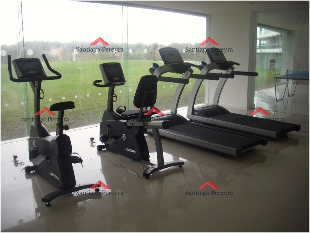 Apartamento ID.7962 - Apartamento en Venta y Alquiler, Brava, Punta del Este, 3 Dormitorios.