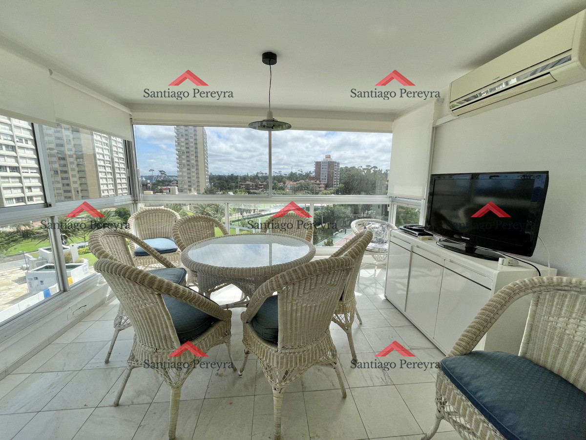 Apartamento ID.13357 - Apartamento en Venta y Alquiler, Mansa, Punta del Este, 3 Dormitorios.