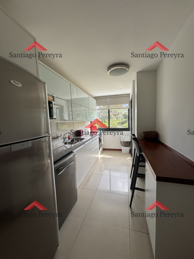 Apartamento ID.7962 - Apartamento en Venta y Alquiler, Brava, Punta del Este, 3 Dormitorios.