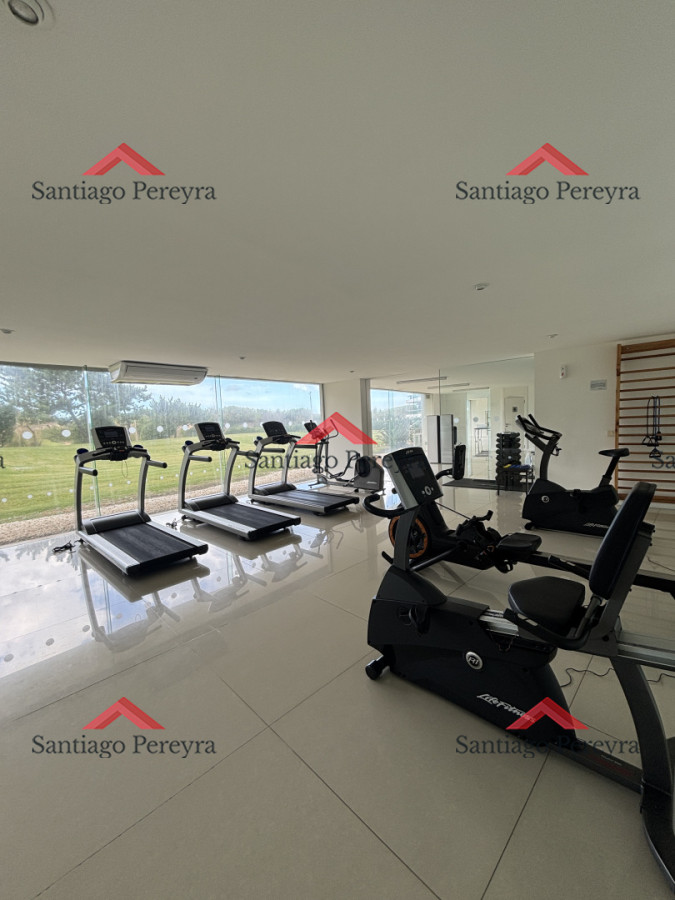 Apartamento ID.7962 - Apartamento en Venta y Alquiler, Brava, Punta del Este, 3 Dormitorios.