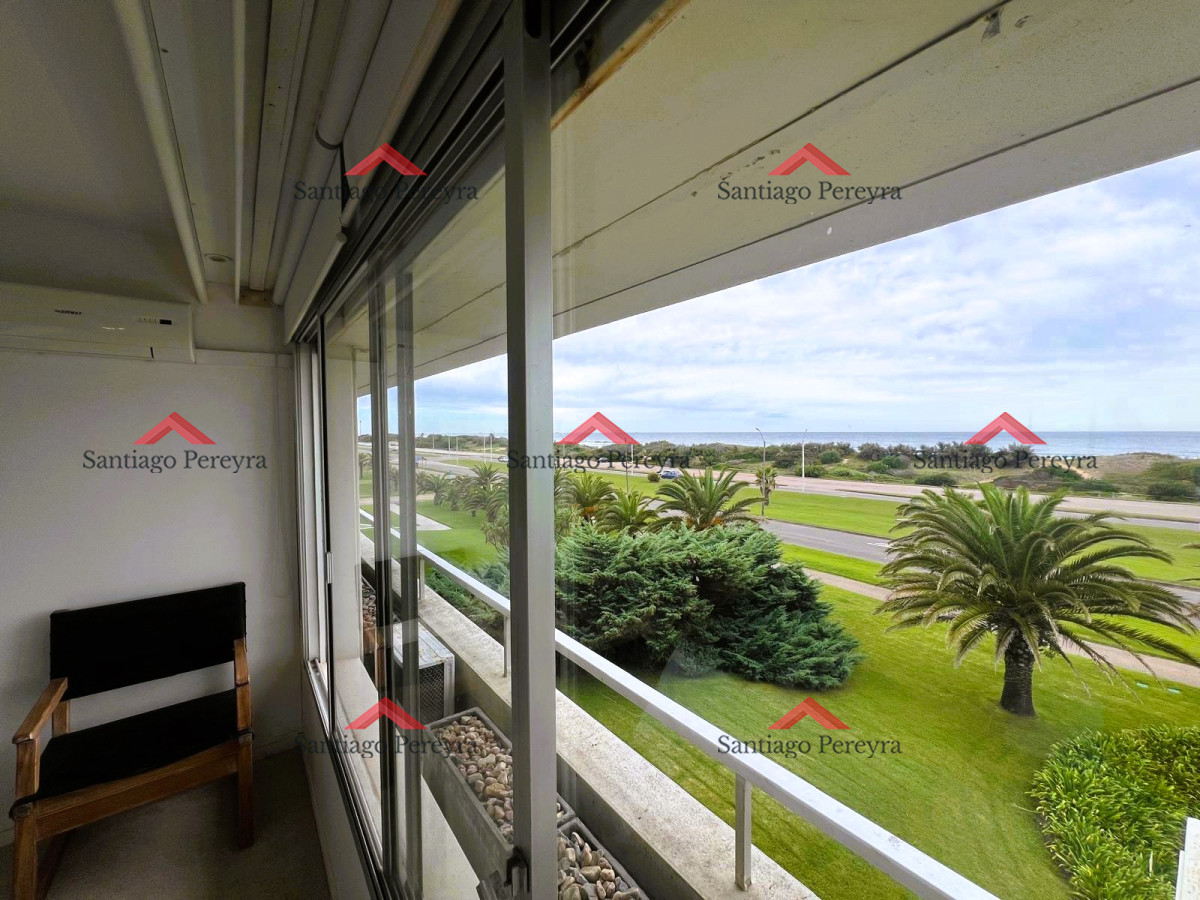 Apartamento ID.12975 - Apartamento en Venta y Alquiler, Brava, Punta del Este, 3 Dormitorios.