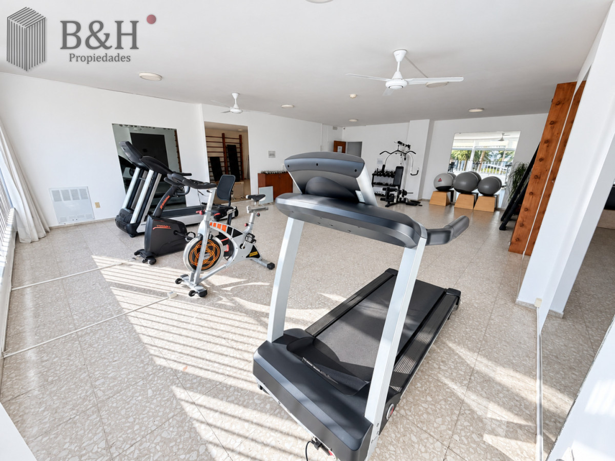 Apartamento ID.6724 - Apartamento en Venta y Alquiler, Peninsula, Punta del Este, 1 Dormitorios.