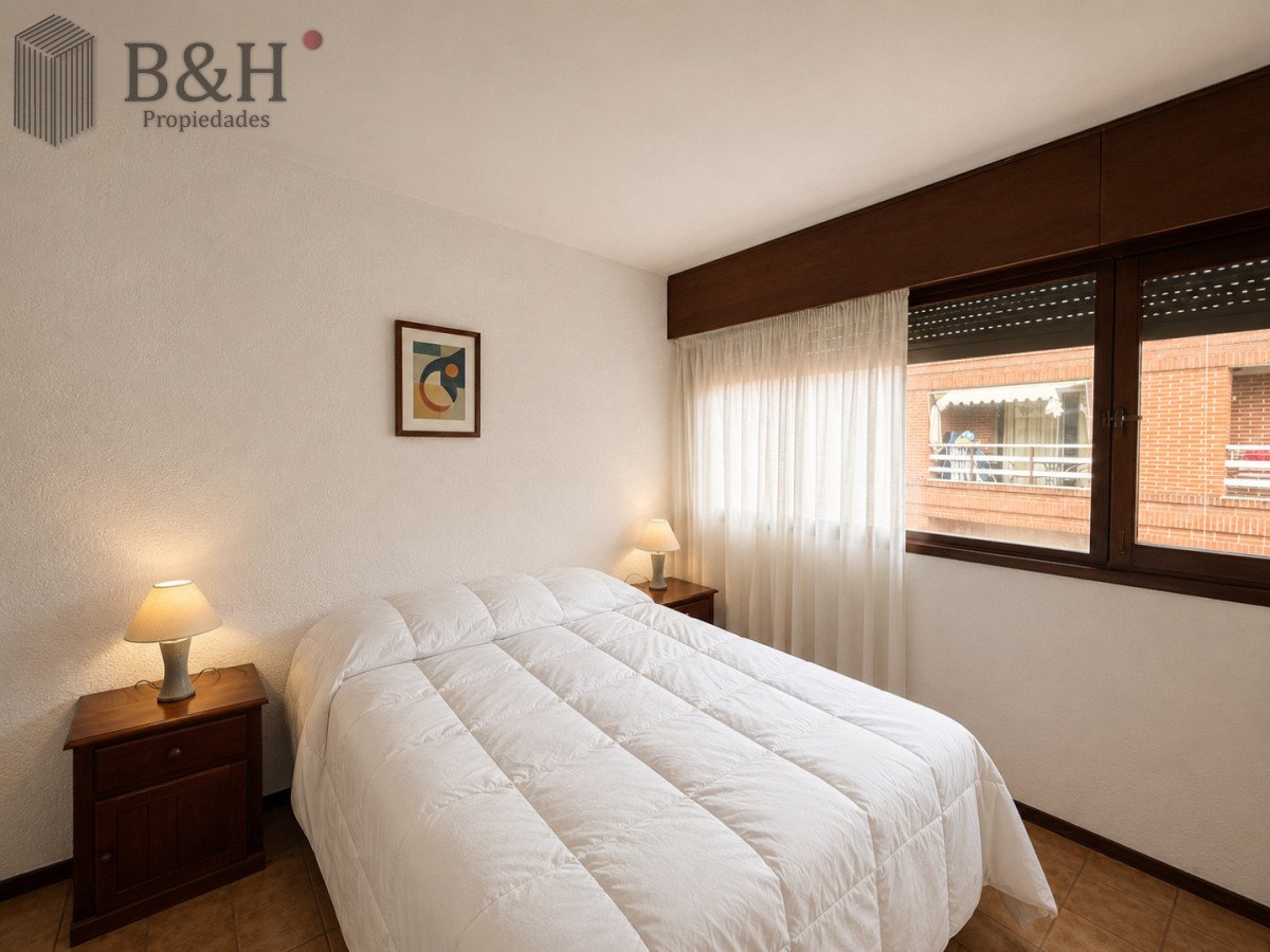 Apartamento ID.7632 - Apartamento con parrillero en Venta, 3 dormitorios, Plaza Mexico