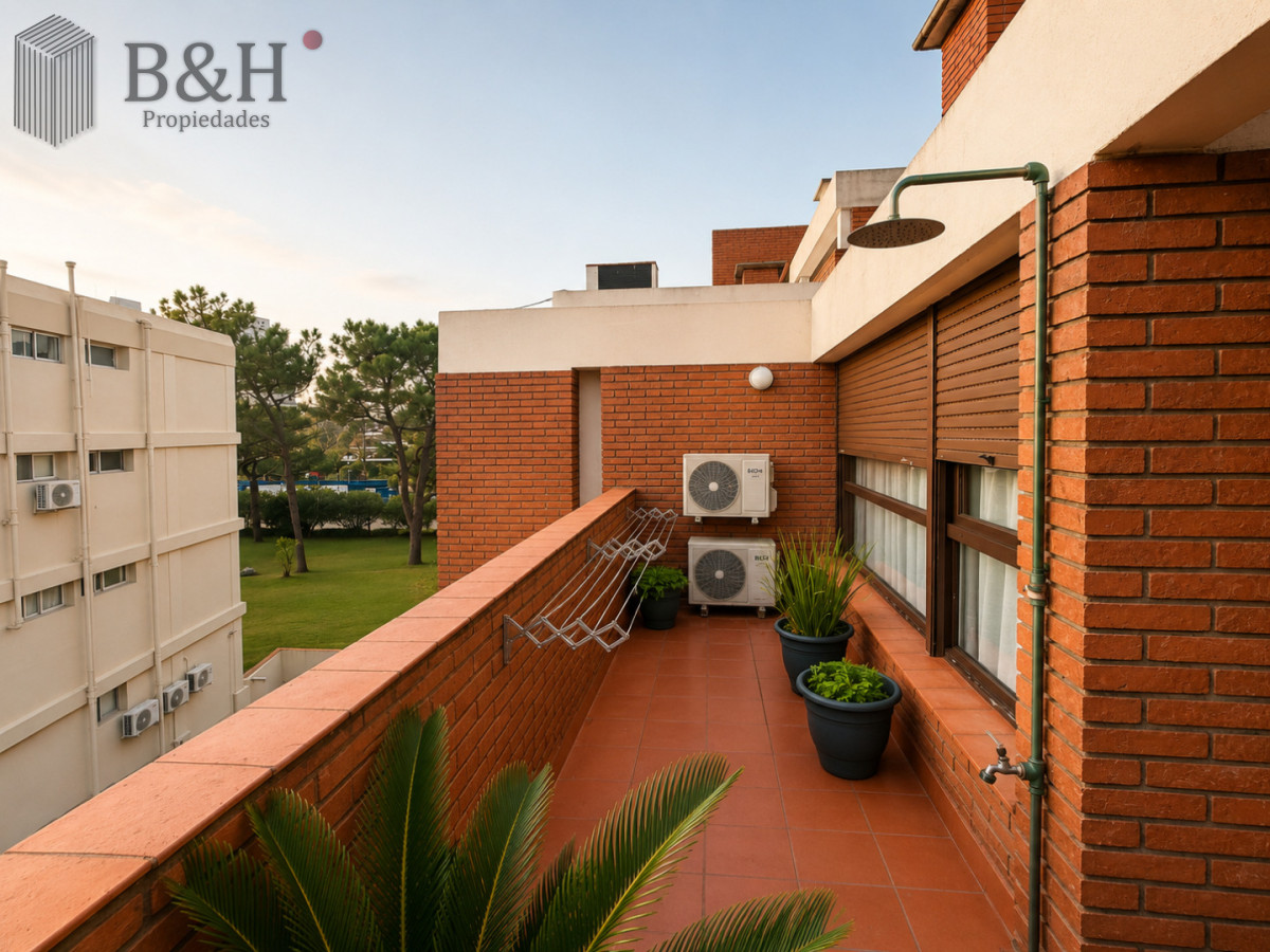 Apartamento ID.7632 - Apartamento con parrillero en Venta, 3 dormitorios, Plaza Mexico