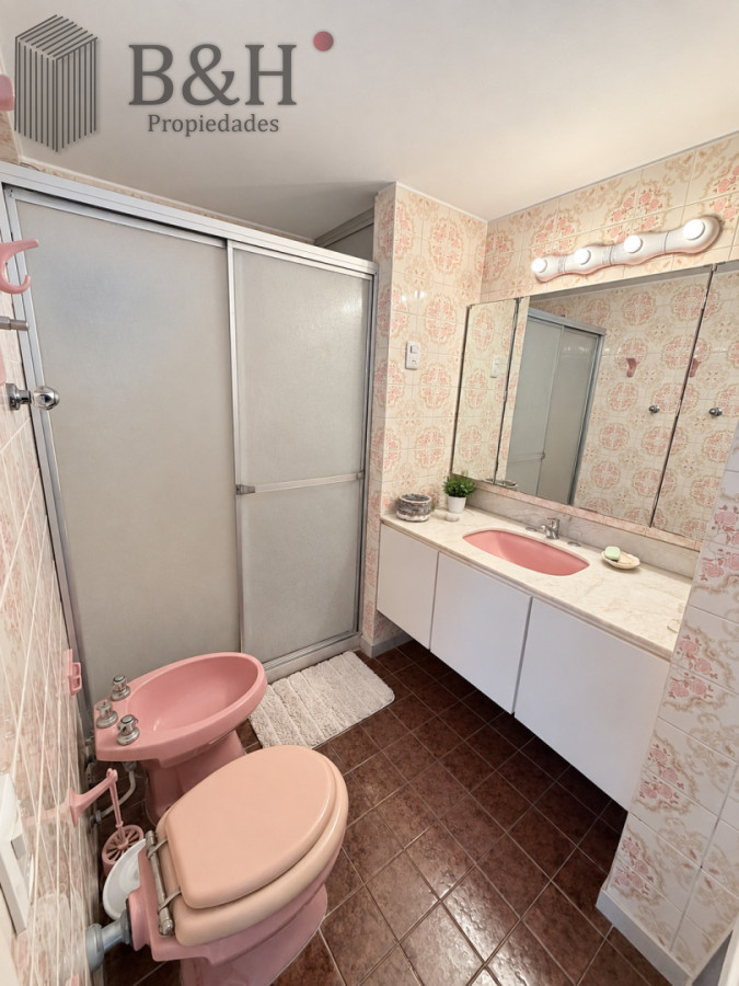 Apartamento ID.6724 - Apartamento en Venta y Alquiler, Peninsula, Punta del Este, 1 Dormitorios.