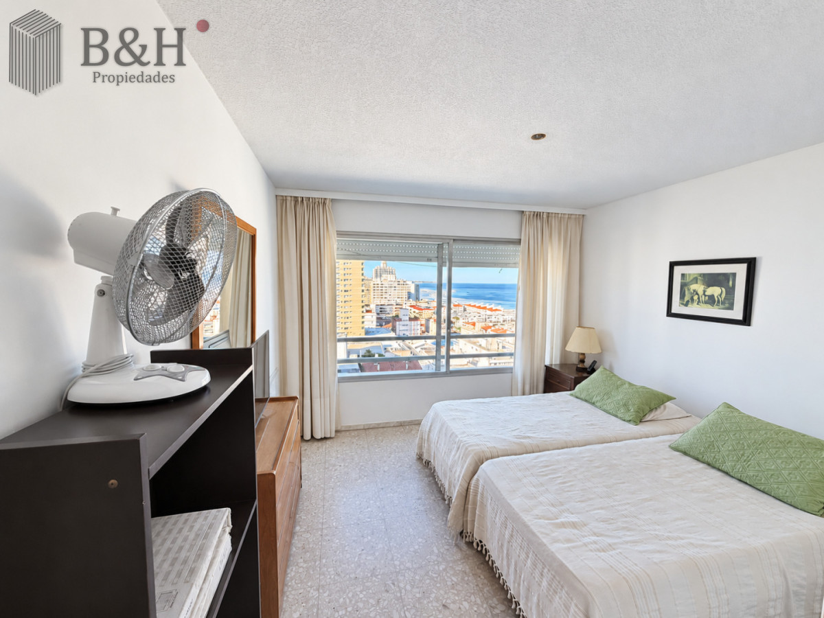 Apartamento ID.6724 - Apartamento en Venta y Alquiler, Peninsula, Punta del Este, 1 Dormitorios.