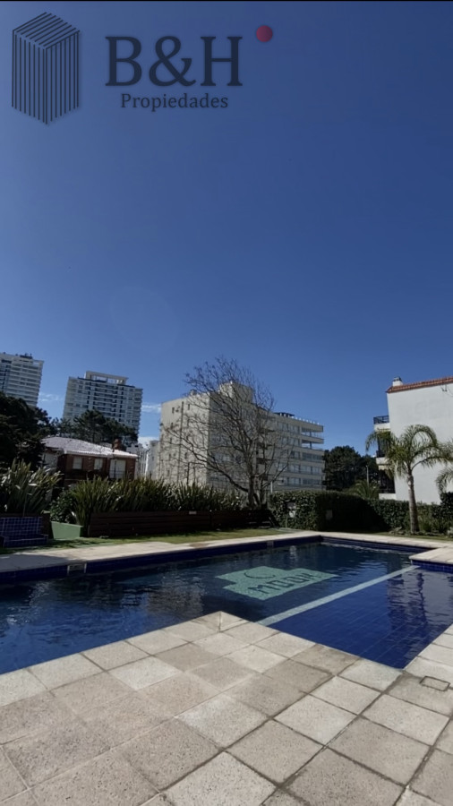 Apartamento ID.3808 - Apartamento en venta de 3 dormitorios 