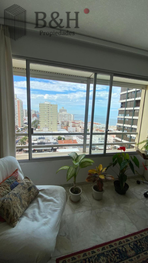 Apartamento en Venta y Alquiler, Peninsula, Punta del Este, 1 Dormitorios. - BYH6724A