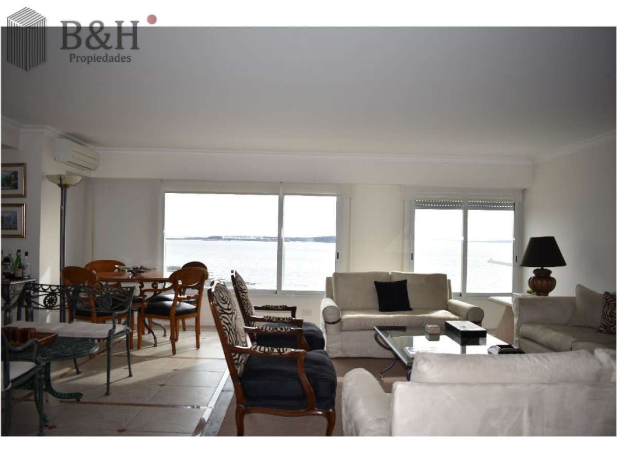 Apartamento en Venta, Peninsula, Punta del Este, 3 Dormitorios. - BYH7448A