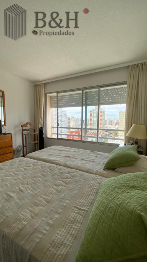 Apartamento ID.6724 - Apartamento en Venta y Alquiler, Peninsula, Punta del Este, 1 Dormitorios.