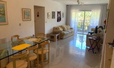 VENTA DE EXCELENTE APARTAMENTO DE 4 DORMITORIOS Y 3 BAÑOS