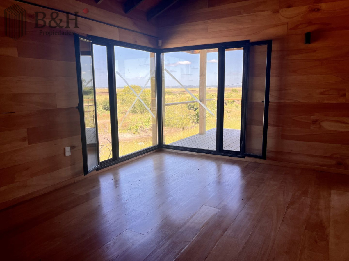 Casa ID.3691 - Venta de Casa 3 DORMITORIOS en LA ESCONDIDA, LA BARRA