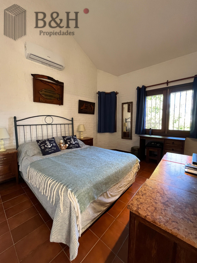 Casa ID.5920 - Alquiler Importante casa en Barrio Lugano