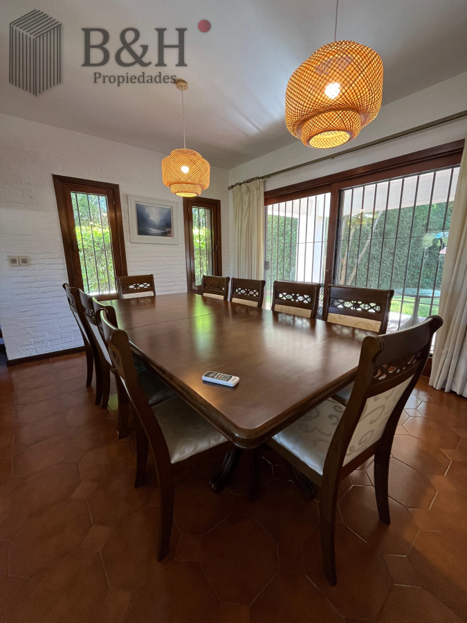 Casa ID.5920 - Alquiler Importante casa en Barrio Lugano