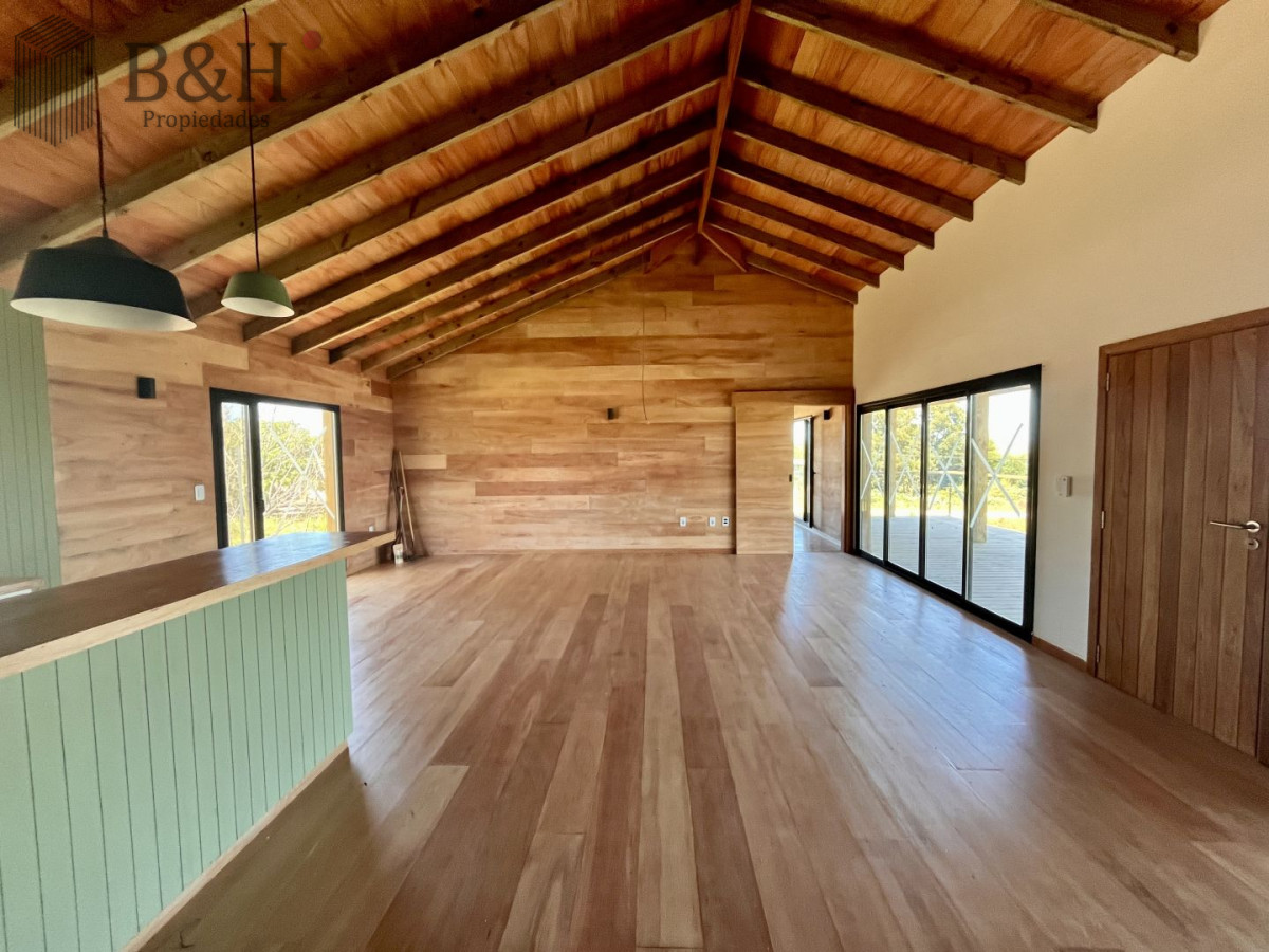 Casa ID.3691 - Venta de Casa 3 DORMITORIOS en LA ESCONDIDA, LA BARRA