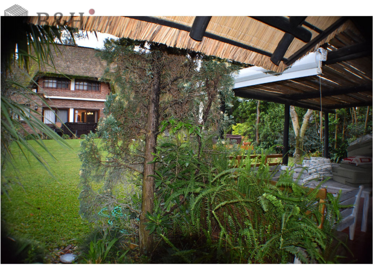 Casa ID.6764 - Casa en Venta y Alquiler, San Rafael, Punta del Este, 3 Dormitorios.