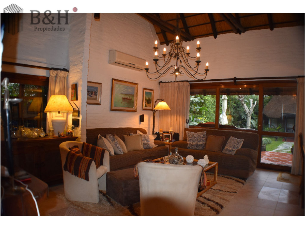 Casa ID.6764 - Casa en Venta y Alquiler, San Rafael, Punta del Este, 3 Dormitorios.