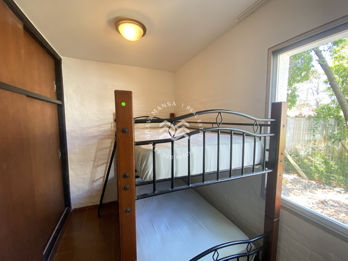 Casa ID.239 - Casa en Alquiler de 4 Dormitorios en Barrio San Rafael Punta del Este