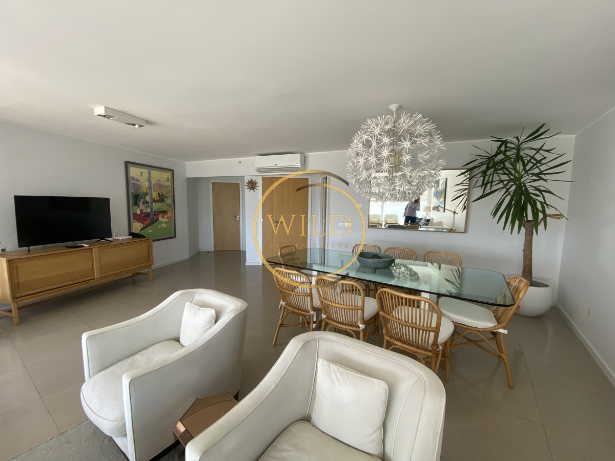 Apartamento ID.2166 - Apartamento en Venta y Alquiler, Mansa, Punta del Este, 3 Dormitorios.