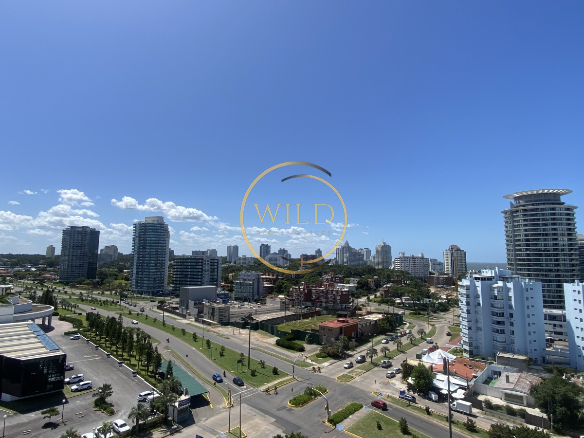 Apartamento ID.2166 - Apartamento en Venta y Alquiler, Mansa, Punta del Este, 3 Dormitorios.