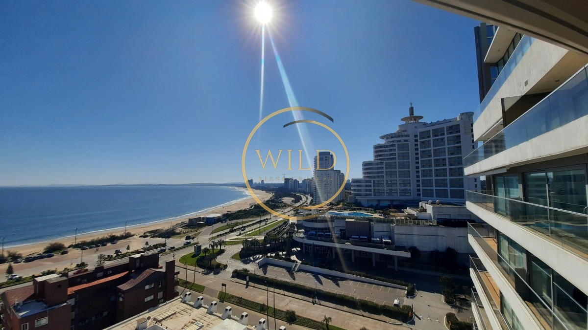 Apartamento ID.2166 - Apartamento en Venta y Alquiler, Mansa, Punta del Este, 3 Dormitorios.