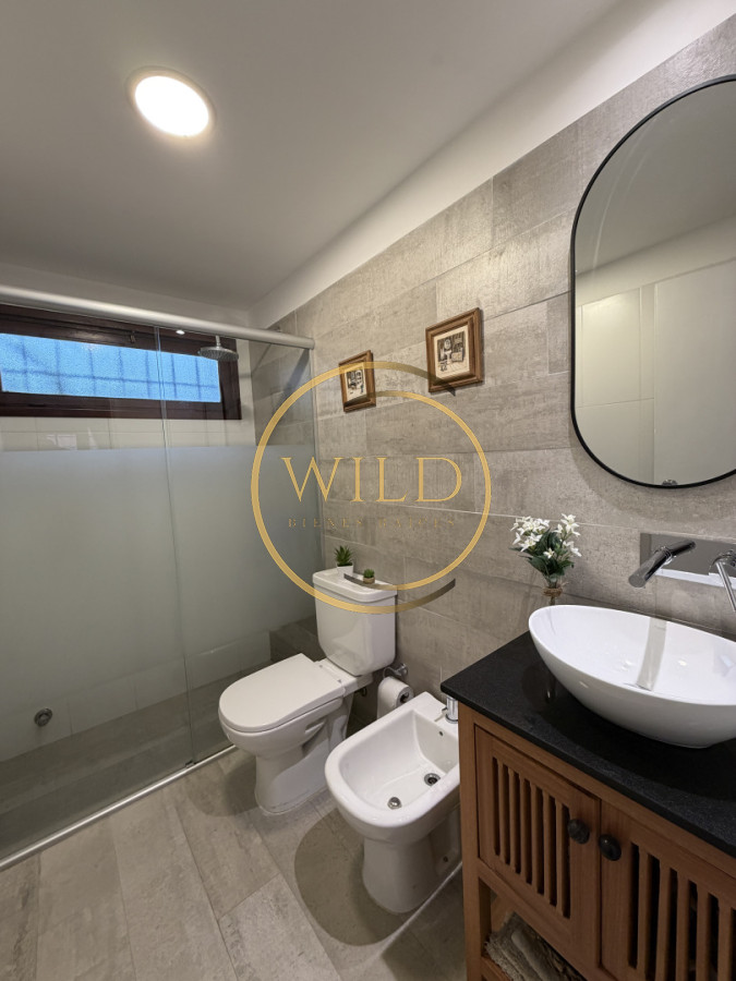 Casa ID.5729 - A pocas cuadras de la playa - Casa en Venta, 4 dormitorios, Pinares