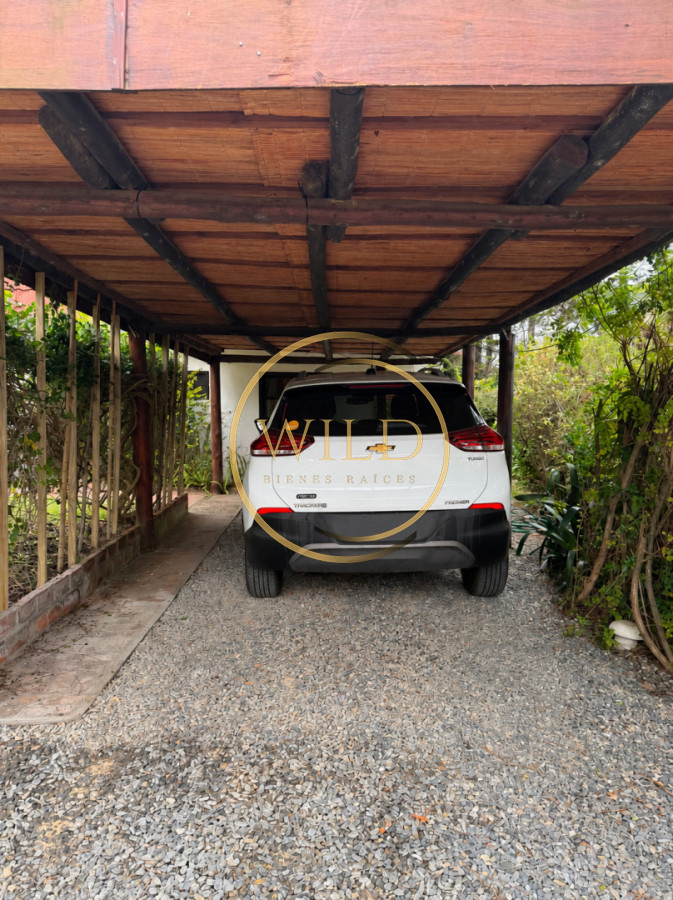 Casa ID.5729 - A pocas cuadras de la playa - Casa en Venta, 4 dormitorios, Pinares